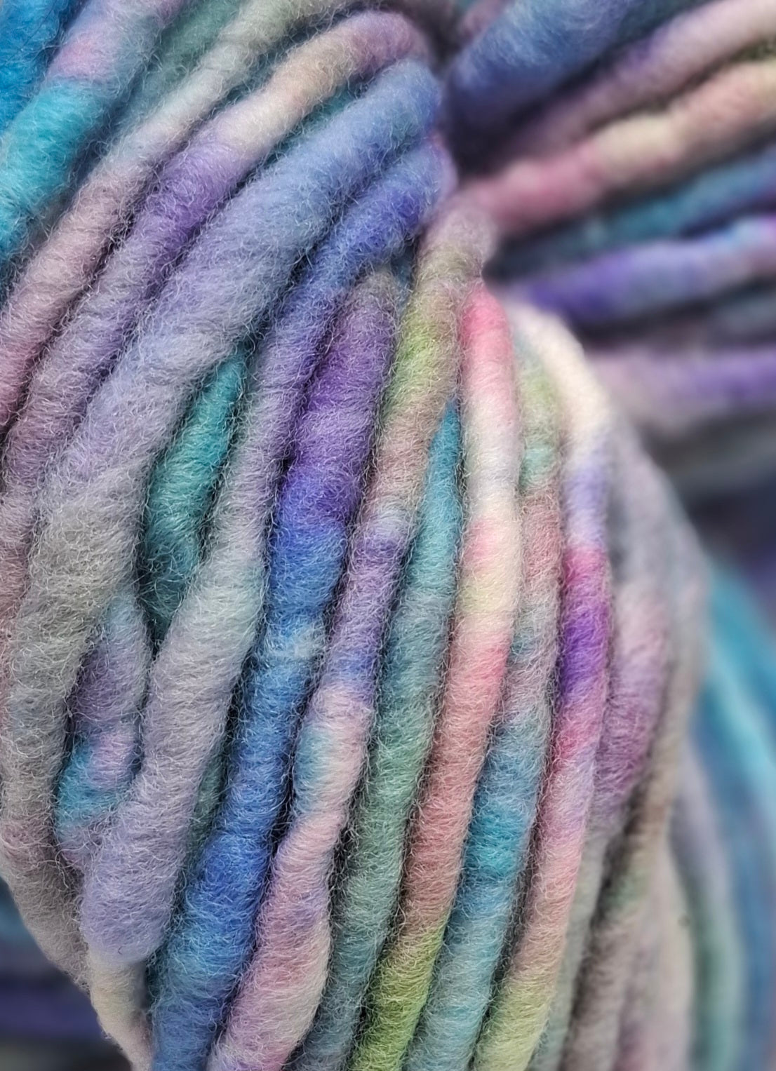 HANDSPUN ART YARNS