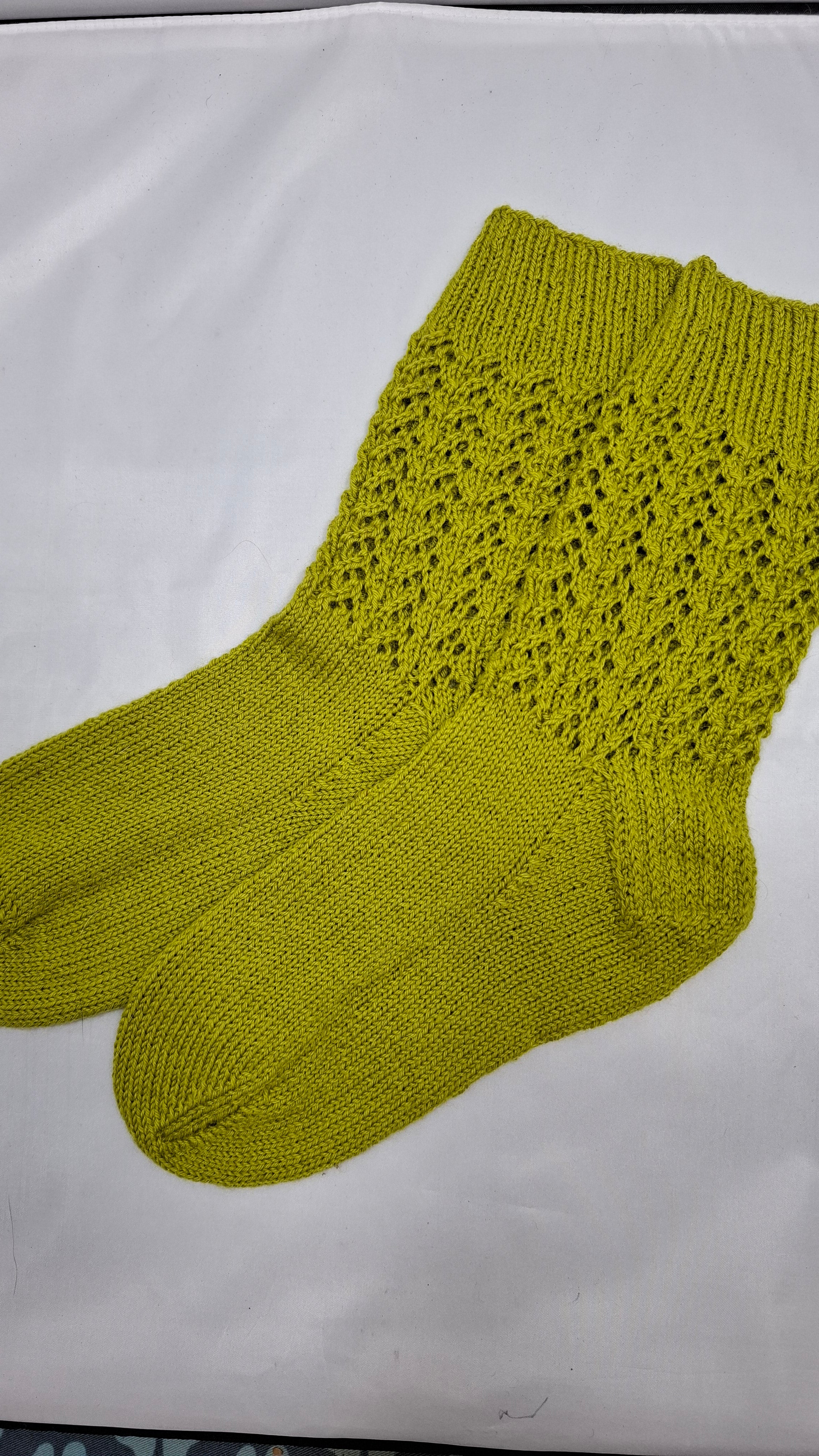 Socks Chartreuse Lace 18