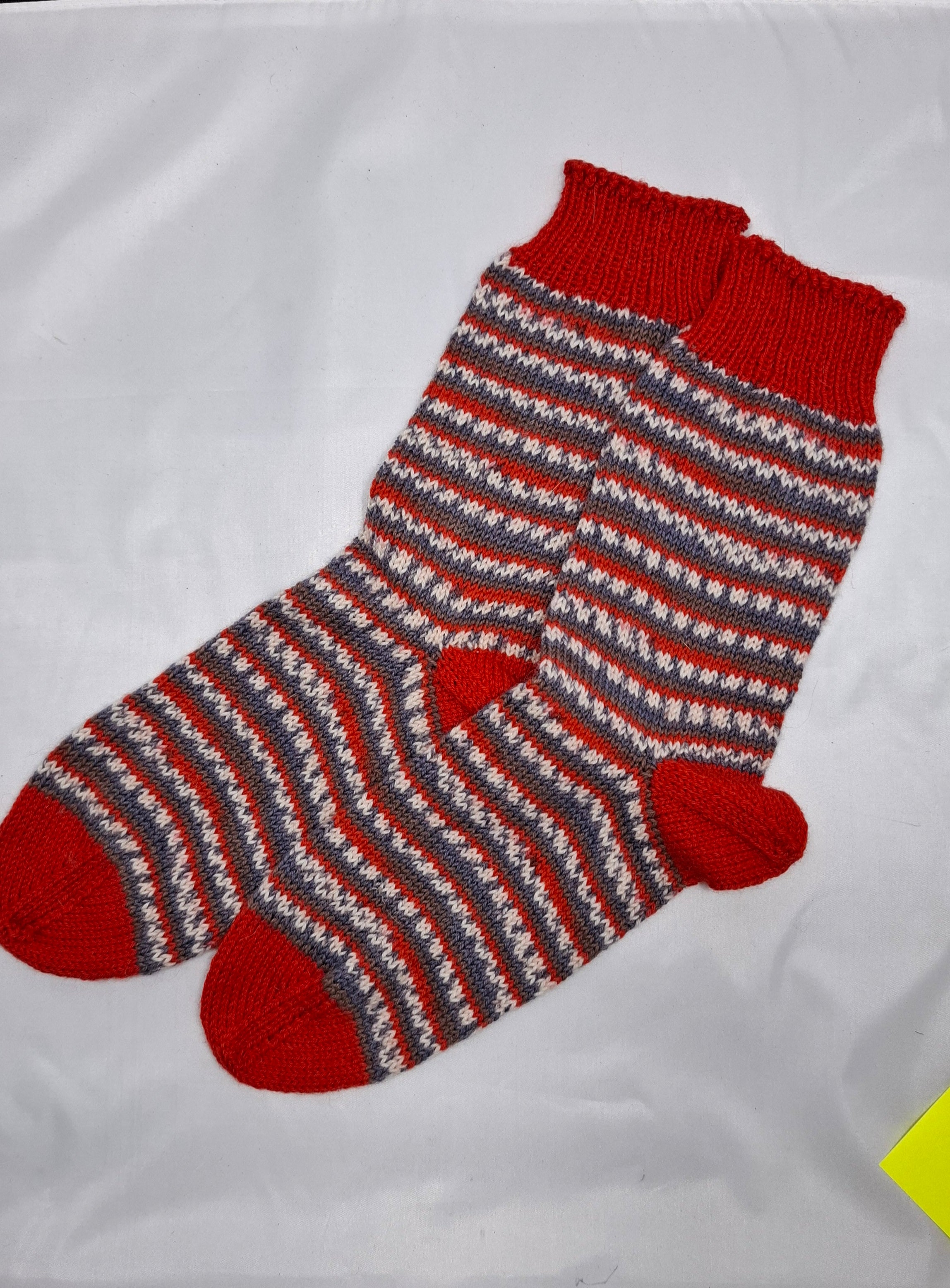 Socks Red Grey 3