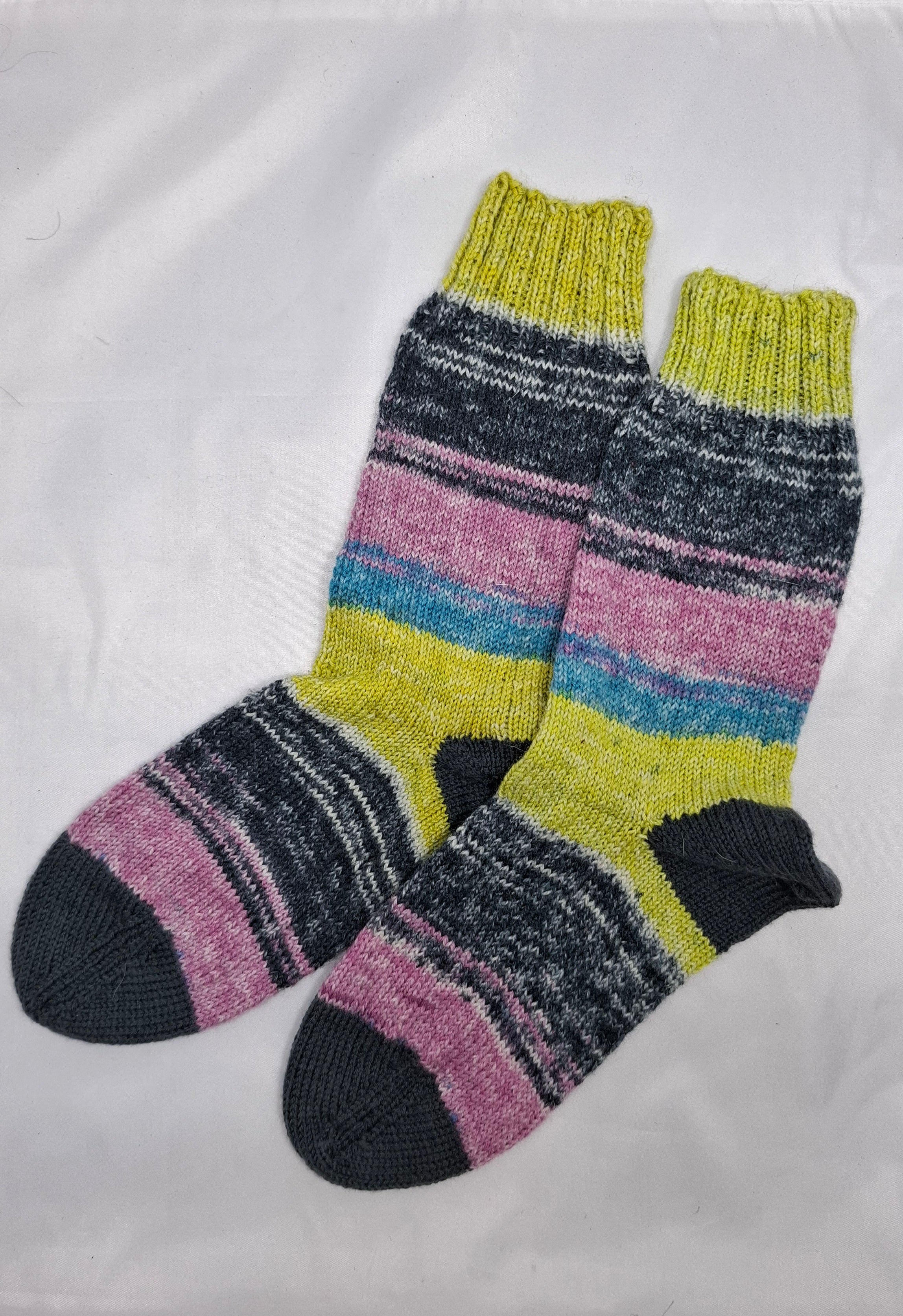 Socks Yellow Black 9